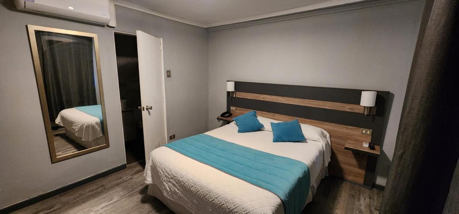 Hotel Real リナレス エクステリア 写真